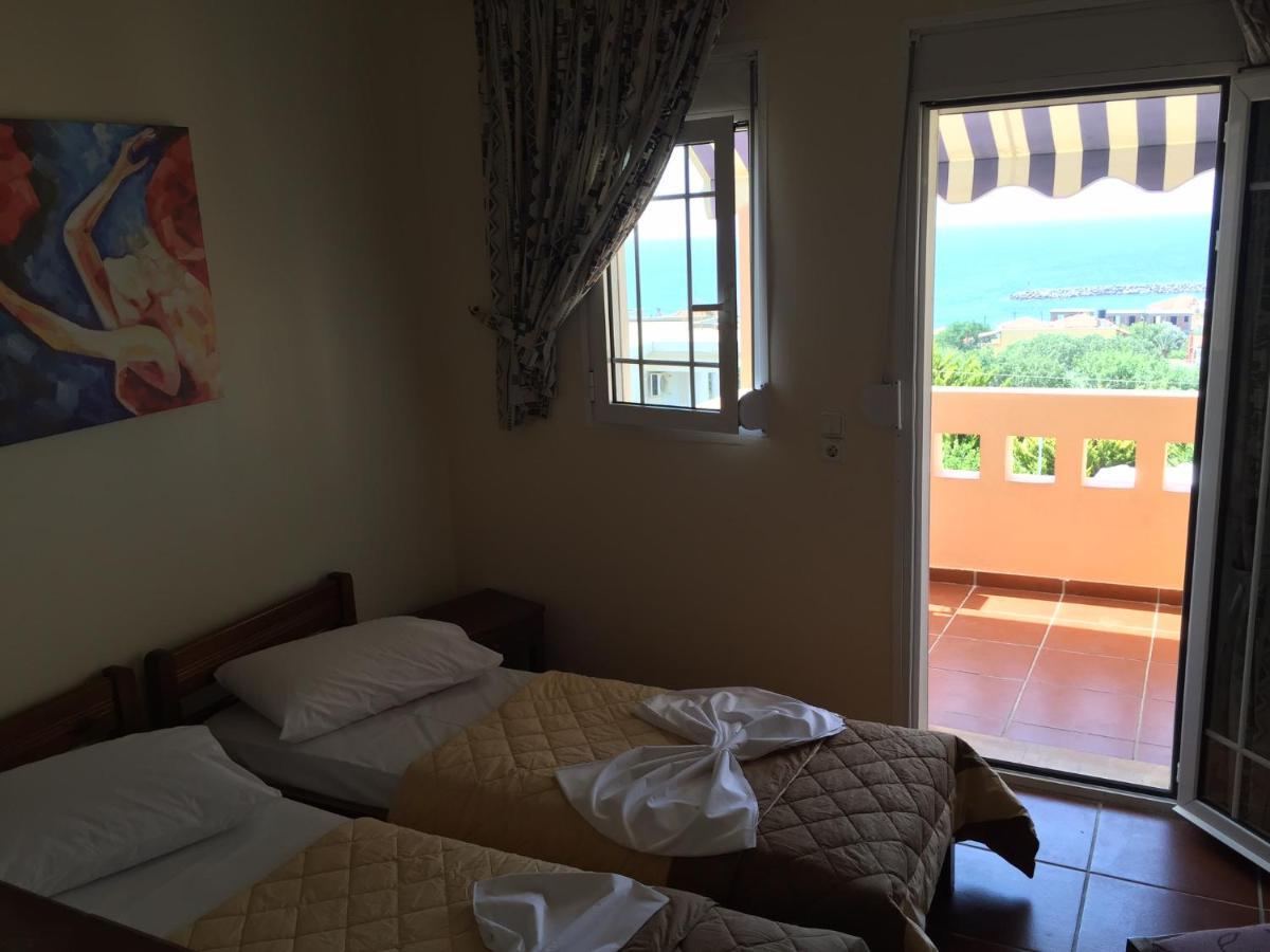 Toulipa Rooms Agia Ermioni エクステリア 写真