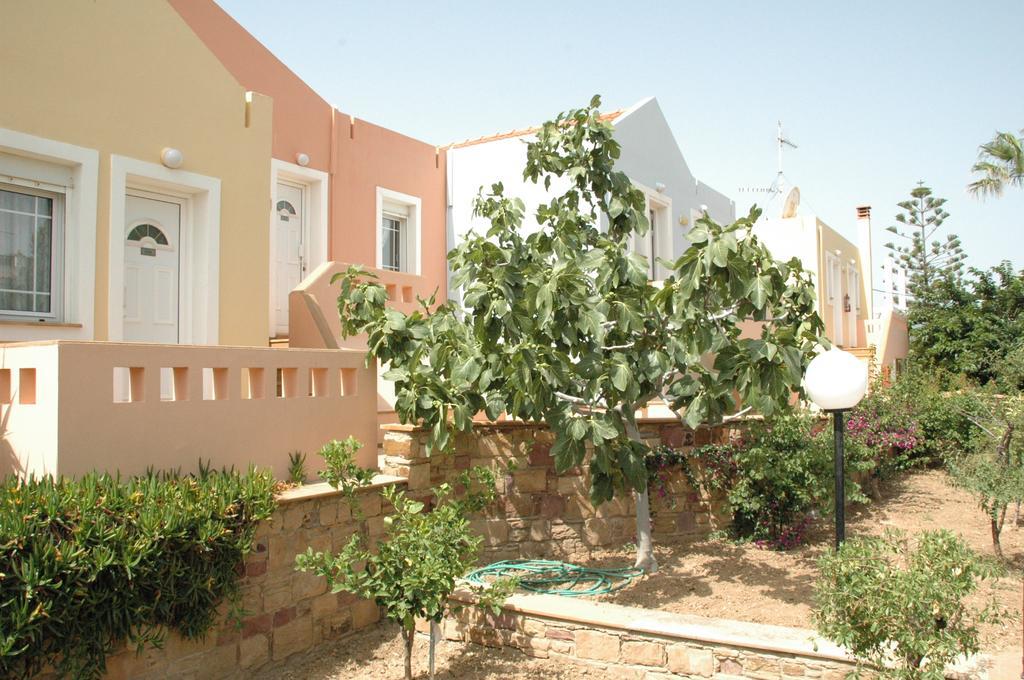 Toulipa Rooms Agia Ermioni エクステリア 写真